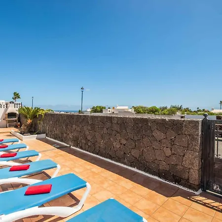 Nancy Puerto del Carmen (Lanzarote)